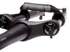 Marzocchi Bomber Z2 130 29" -Bike Parts Central 55393 marzocchi bomber z2 130 29